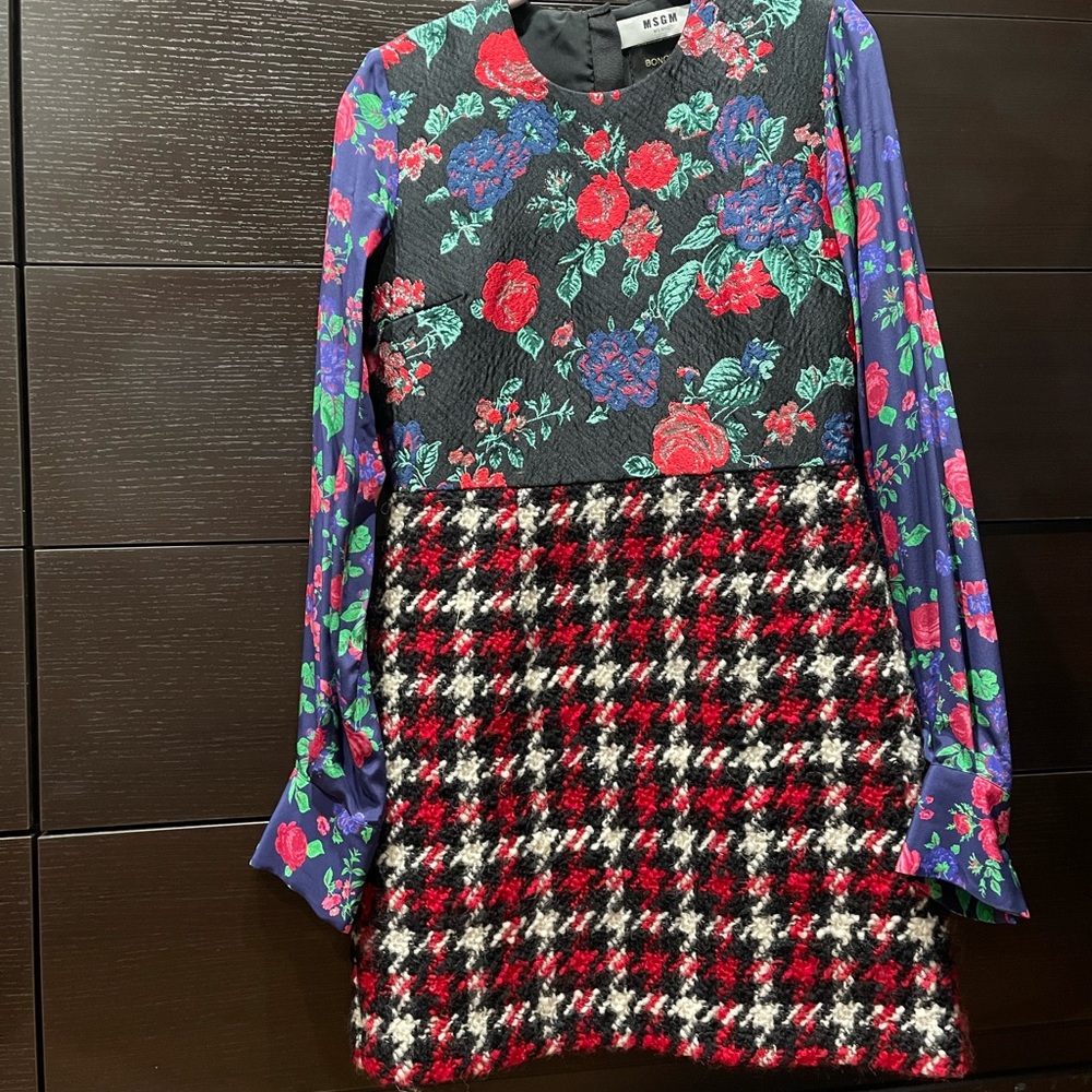 MSGM winter casual dress dress , silk sleeves, wool skirt and embroidery top.